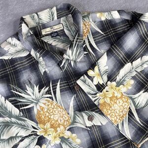 Tommy Bahama Shirt Mens XL Black Silk Hawaiian Pineapple Camp Aloha Short Sleeve